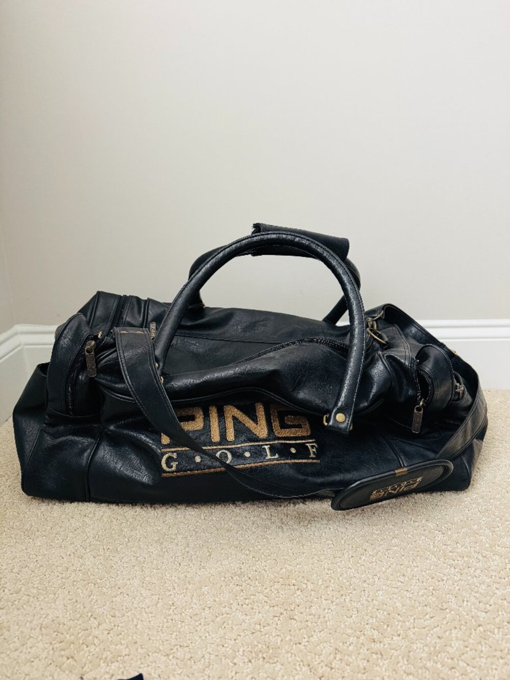 Ping Golf Vintage Leather Duffle Bag Black Leather Embroidered Adjustable Detach